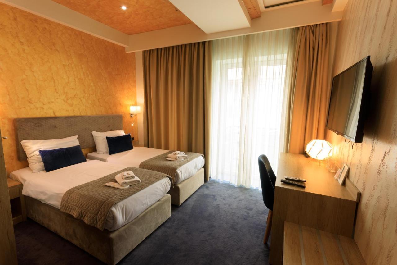Hotel Elements à Novi Pazar Extérieur photo