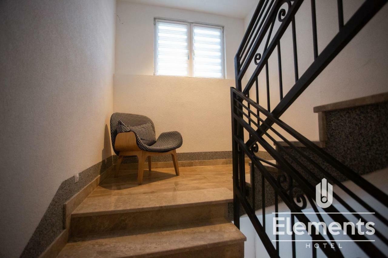 Hotel Elements à Novi Pazar Extérieur photo