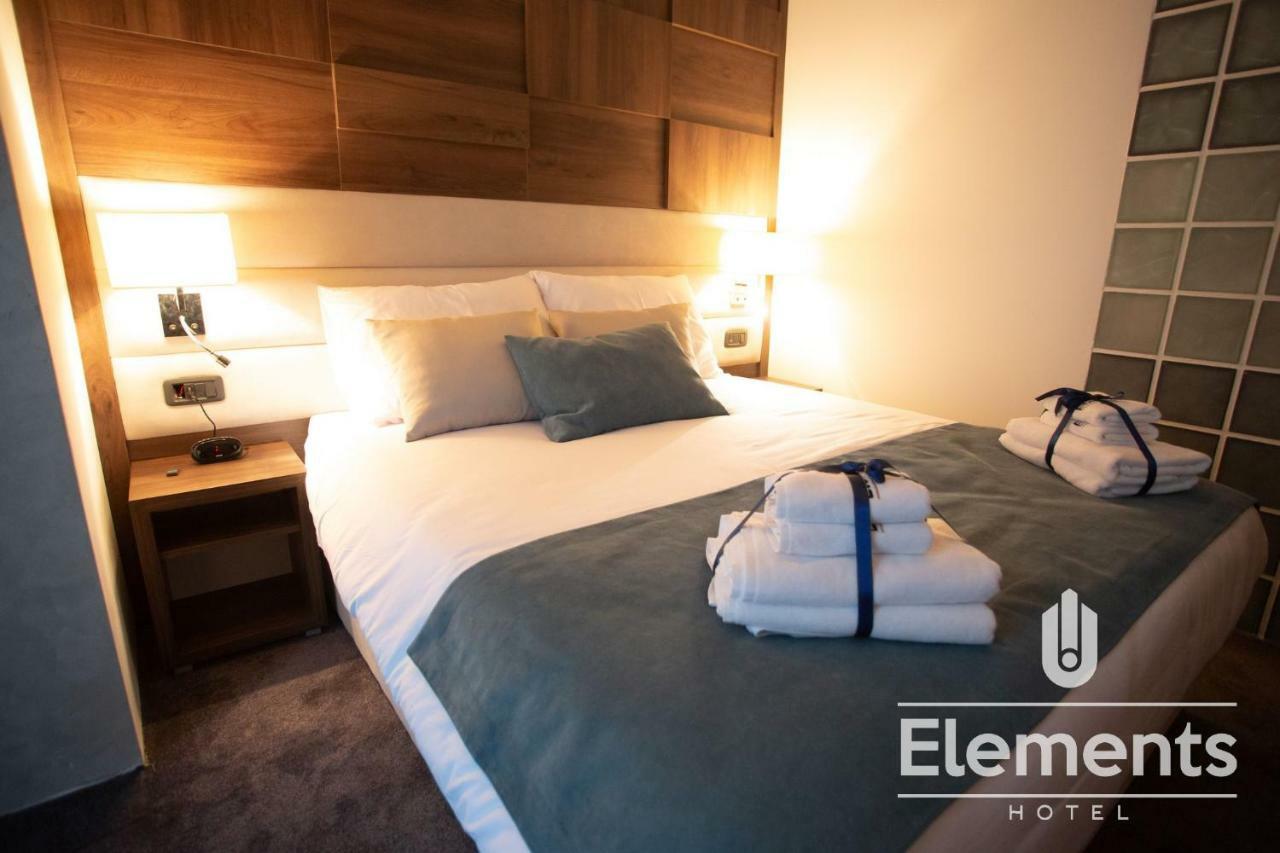 Hotel Elements à Novi Pazar Extérieur photo